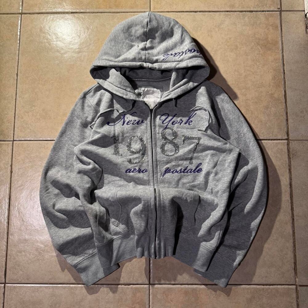 Y2k aeropostale gray zip up Size XL in Womens